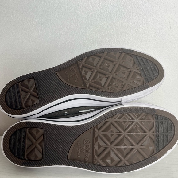 Converse Brand New Women’s size 8 Charcoal Grey (Gray) with box - Picture 9 of 10